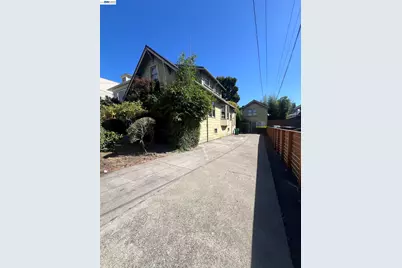 28-30 Yosemite Ave, Oakland, CA 94611 - Photo 3
