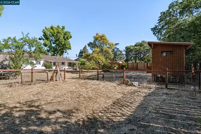 1243 Davis Ave., Concord, CA 94518 - Photo 47