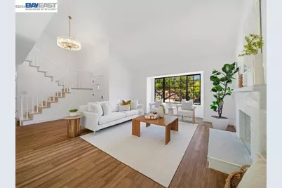 7966 Iglesia Dr, Dublin, CA 94568 - Photo 9