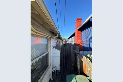 7430 Lockwood Street, Oakland, CA 94621 - Photo 35