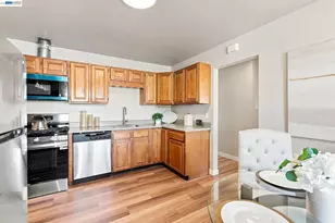 1834 Venice Dr, Concord, CA 94519 - Photo 9