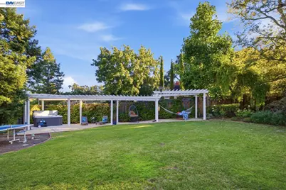 934 Wilmington Way, Redwood City, CA 94062 - Photo 57
