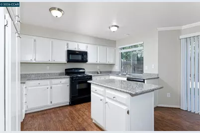418 Stoneybrook Ln, Vacaville, CA 95687 - Photo 5