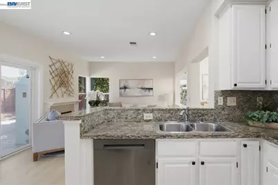 5579 Ridgewood Dr, Fremont, CA 94555 - Photo 23