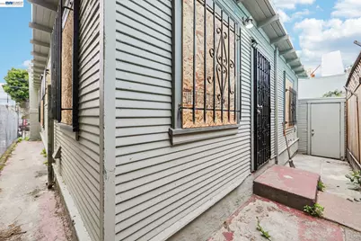 5826 Avenal, Oakland, CA 94605 - Photo 19
