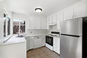 315 Creekview Ct, Vacaville, CA 95688 - Photo 9
