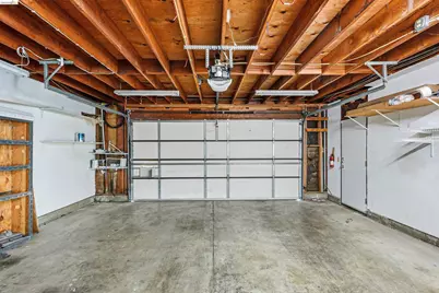 315 Creekview Ct, Vacaville, CA 95688 - Photo 31