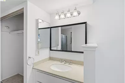 315 Creekview Ct, Vacaville, CA 95688 - Photo 15