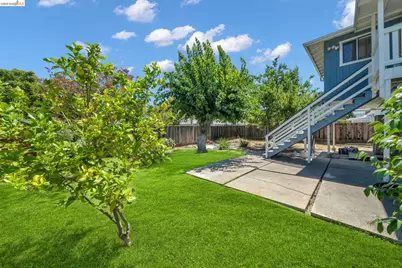 1758 Landana, Concord, CA 94519 - Photo 25