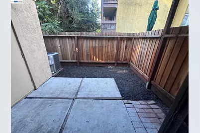 2150 Northwood Cir #G, Concord, CA 94520 - Photo 5