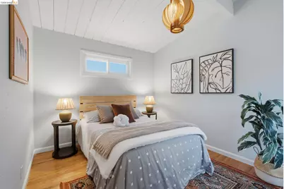 2317 Mira Vista Dr, El Cerrito, CA 94530 - Photo 13