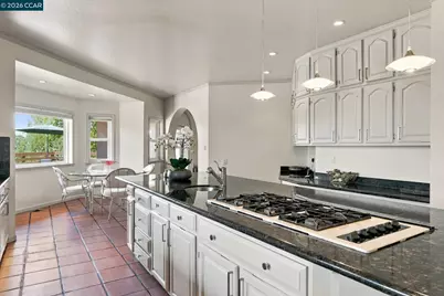 2426 Heritage Oaks Dr, Alamo, CA 94507 - Photo 13