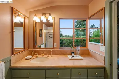 661 Woodmont Ave, Berkeley, CA 94708 - Photo 39