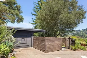 30 Southwood Ct, Oakland, CA 94611 - Photo 47
