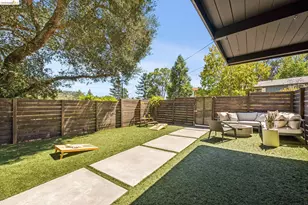 30 Southwood Ct, Oakland, CA 94611 - Photo 3