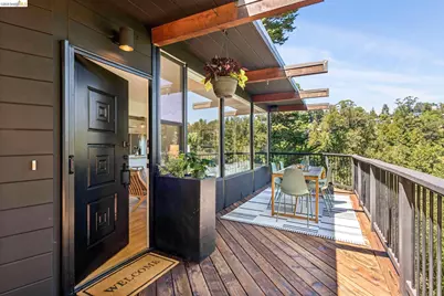 30 Southwood Ct, Oakland, CA 94611 - Photo 5