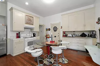 742 B St, Hayward, CA 94541 - Photo 21