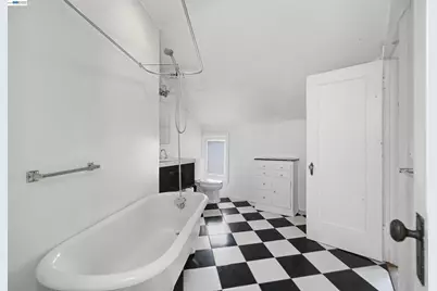 742 B St, Hayward, CA 94541 - Photo 55