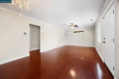 2437 Hemlock Avenue, Concord, CA 94520 - Photo 13