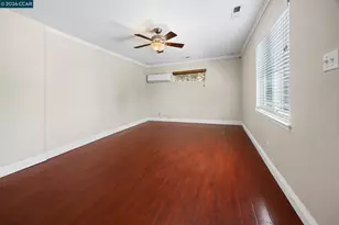 2437 Hemlock Ave, Concord, CA 94520 - Photo 11