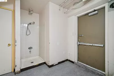 2505 Telegraph Ave, Oakland, CA 94612 - Photo 31