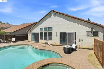 1520 Deer Run Ln, Tracy, CA 95376 - Photo 45