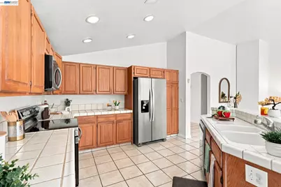 1520 Deer Run Ln, Tracy, CA 95376 - Photo 13