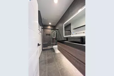 1620 12th Ave, Oakland, CA 94606 - Photo 15