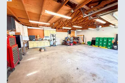 2241 Avenue 135th, San Leandro, CA 94577 - Photo 35