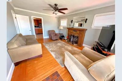 2241 Avenue 135th, San Leandro, CA 94577 - Photo 3
