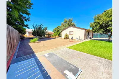 2241 Avenue 135th, San Leandro, CA 94577 - Photo 33
