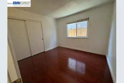 24354 Chandler Rd, Hayward, CA 94545 - Photo 15
