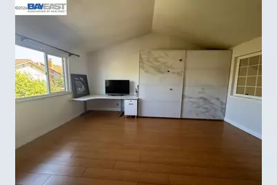 24354 Chandler Rd, Hayward, CA 94545 - Photo 25