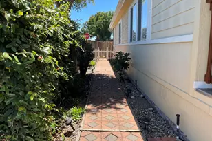 1370 Buckingham Way, Hayward, CA 94544 - Photo 37
