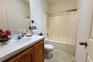 1370 Buckingham Way, Hayward, CA 94544 - Photo 25
