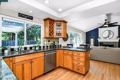 911 Berendsen Ct, Clayton, CA 94517 - Photo 9