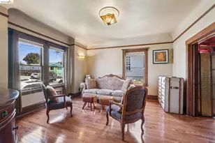 933 37th St, Oakland, CA 94608 - Photo 5