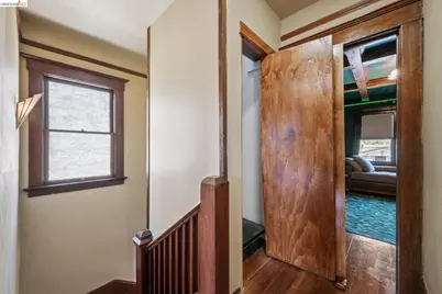 933 37th St, Oakland, CA 94608 - Photo 35
