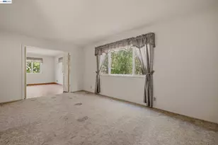 20940 Locust St, Hayward, CA 94541 - Photo 27