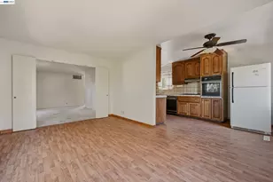 20940 Locust St, Hayward, CA 94541 - Photo 17