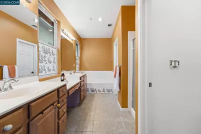 2147 Tsushima St, Hercules, CA 94547 - Photo 35