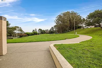 22 Buena Vista Rd, South San Francisco, CA 94080 - Photo 53