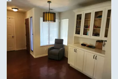 2930 Lincoln Blvd, Tracy, CA 95376 - Photo 9