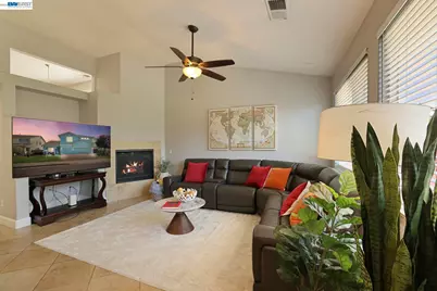 1762 Ashtree Ct, Tracy, CA 95376 - Photo 13
