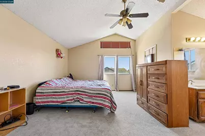 1007 Valley Oak Way, Fairfield, CA 94533 - Photo 19