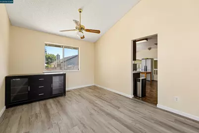 1007 Valley Oak Way, Fairfield, CA 94533 - Photo 15