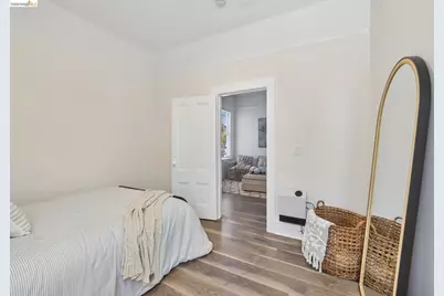 344 Peralta St, Oakland, CA 94607 - Photo 45