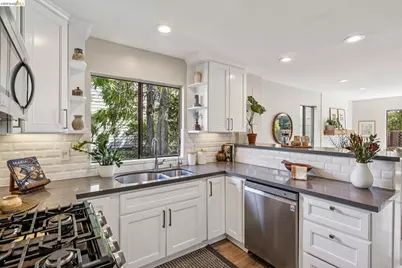 1174 Richmond St, El Cerrito, CA 94530 - Photo 13