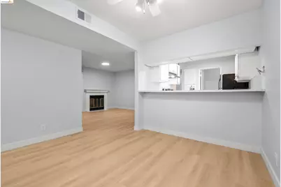 580 Canyon Oaks #D, Oakland, CA 94605 - Photo 3