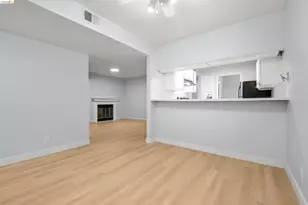 580 Canyon Oaks, Oakland, CA 94605 - Photo 3
